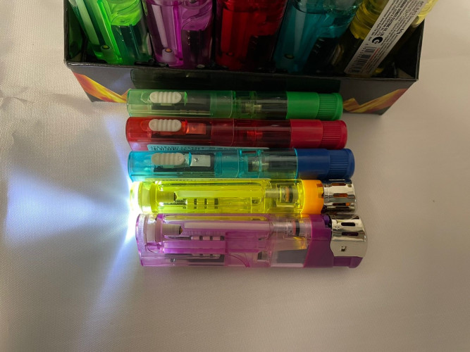 B813 с фонариком 50 штук в блоке многоразовая