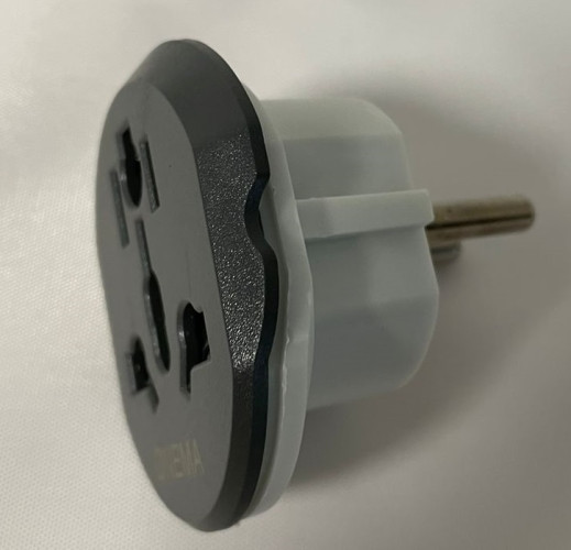 Евро переходник универсальный на все виды розеток вилок (Универсальный адаптер с европейской вилкой Китай / Англия / Россия / Европа)