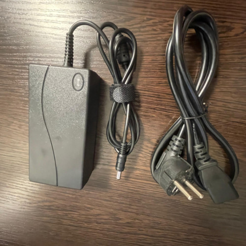 Блок питания 12V 5A 60W 5.5*2.5 мм, Адаптер AC Adapter 12 вольт 5 ампер