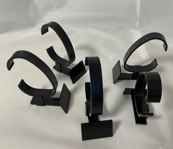 Подставка для наручных часов черная