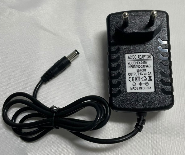 Универсальный блок питания Адаптер 6V 3A (6 вольт 3 ампера) AC/DC Adaptor LX0630