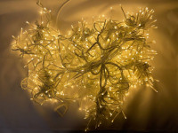 Светодиодный занавес дождь уличный / гирлянда штора для улицы и дома теплый белый 2х2м