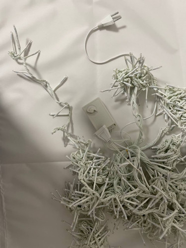 Светодиодный занавес дождь уличный / гирлянда штора для улицы и дома белый холодный 2х2м